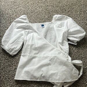 BRAND NEW Old Navy White Wrap Top for Women